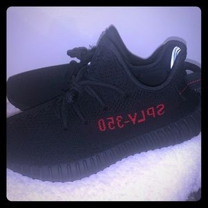 Yeezy boost 350 v2 “bred”